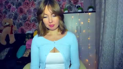 Snapshot of bonybenessy chatting on 28, 12, 2024 Mira online show from 28, 12, 2024