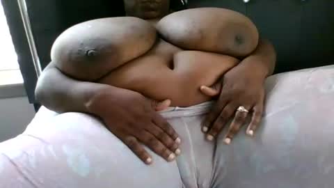 boobietee online show from 17, 6, 2026
