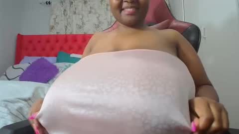 Snapshot of boobygoddessxxx chatting on 7, 10, 2025 boobygoddessxxx online show from 7, 10, 2025