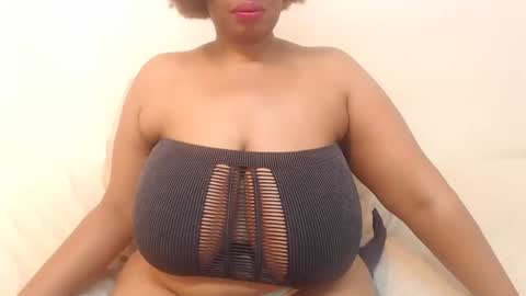 boobyqueen online show from 20, 1, 2025