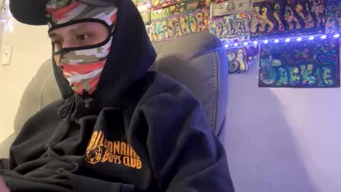 SHY BOY online show from 2, 3, 2026