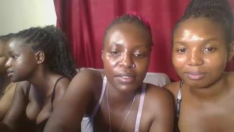 bootie_caramel online show from 19, 2, 2025