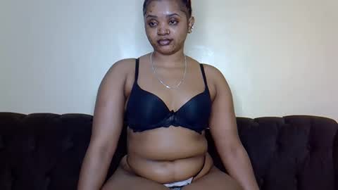 Snapshot of bootieshakess chatting on 3, 2, 2025 bootieshakess online show from 3, 2, 2025