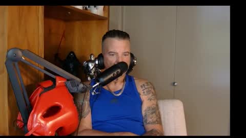 Snapshot of boss1420 chatting on 17, 10, 2025 BOSS online show from 17, 10, 2025