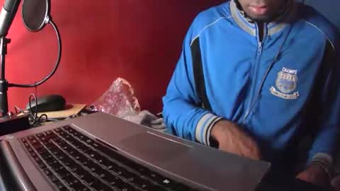 boss_playa98 online show from 15, 2, 2025