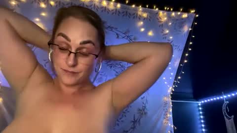 BossMom online show from 4, 12, 2024