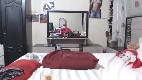 bouncingassxx online show from 3, 4, 2026