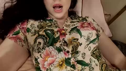 Snapshot of bouncyqueenmajesty chatting on 4, 3, 2025 Bouncy Queen Majesty online show from 4, 3, 2025