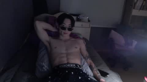 boxman556990 online show from 8, 2, 2025