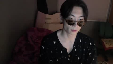 boxman556990 online show from 11, 3, 2025