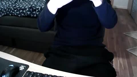 boy21yrs online show from 10, 4, 2026