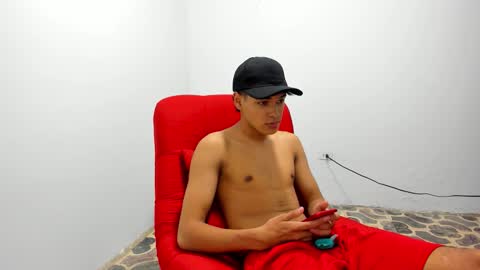 boy_cock_15 online show from 14, 10, 2025