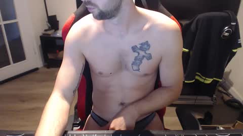 boy_t0y89 online show from 20, 10, 2025