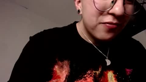 Edward ftm trans queerslave online show from 4, 11, 2025