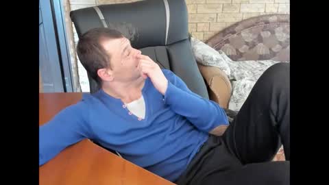 BoyApollon online show from 2, 3, 2026