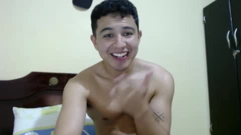 boyfit2023 online show from 12, 12, 2024