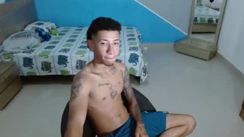 boyhot_sw online show from 13, 2, 2025