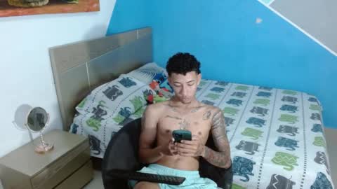 boyhot_sw online show from 28, 2, 2025