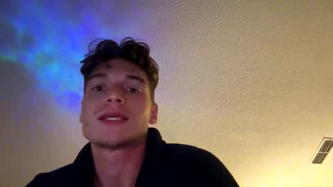 boynekstdoorr online show from 4, 10, 2025