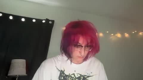 boywithbug online show from 4, 4, 2026