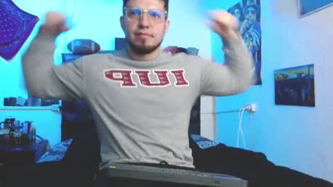 brad hot boy online show from 10, 9, 2025