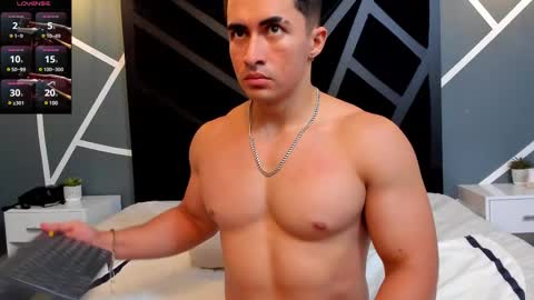 brad summer online show from 18, 2, 2025