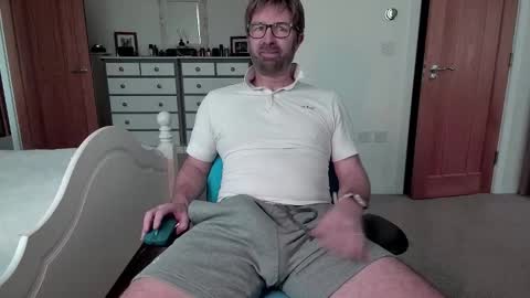 bradley77777 online show from 24, 1, 2025