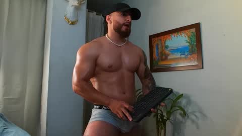 Bradley Martinez online show from 16, 2, 2026