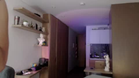 Snapshot of bradley_muscle chatting on 18, 9, 2025 Bradley online show from 18, 9, 2025