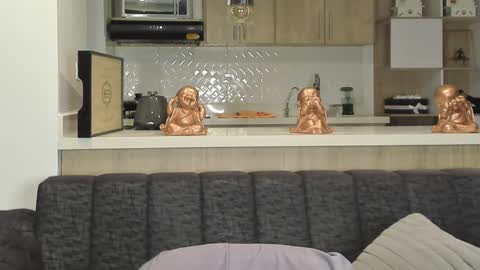 bradleymartin7 online show from 18, 1, 2025