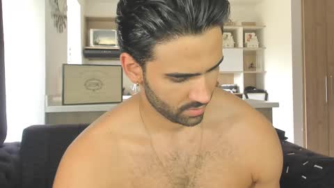 bradleymartin7 online show from 1, 3, 2025