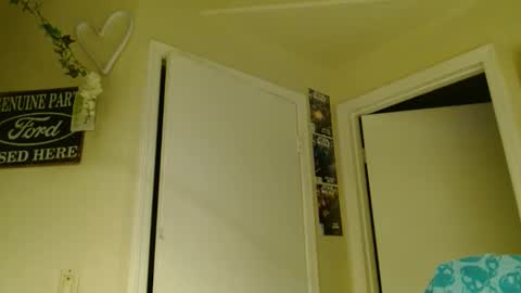 i am a naughty jedi knight online show from 25, 3, 2026