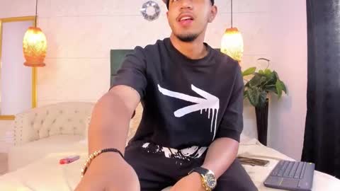 Snapshot of brand_collins chatting on 20, 11, 2025 Brand online show from 20, 11, 2025