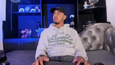 Snapshot of brand_collins chatting on 18, 2, 2026 Brand online show from 18, 2, 2026