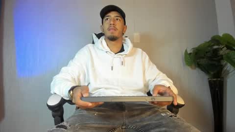 Snapshot of brand_collins chatting on 19, 2, 2026 Brand online show from 19, 2, 2026