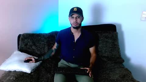 Snapshot of brandondark_ chatting on 18, 11, 2025 brandondark_ online show from 18, 11, 2025