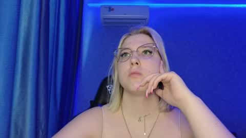 Snapshot of brandy__stars chatting on 3, 5, 2026 Belle online show from 3, 5, 2026