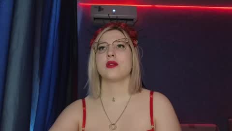 Snapshot of brandy__stars chatting on 17, 5, 2026 Belle online show from 17, 5, 2026