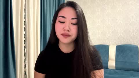 Snapshot of brandysveum chatting on 19, 10, 2025 Aypril   online show from 19, 10, 2025