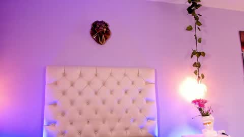   online show from 6, 1, 2025