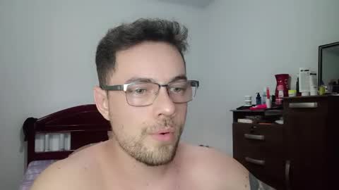 Snapshot of branquinhohot19 chatting on 4, 6, 2026 branquinhohot19 online show from 4, 6, 2026