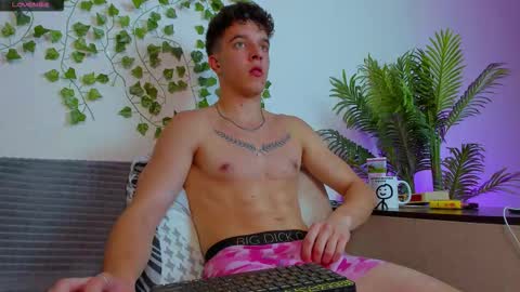 Johny Bravo online show from 10, 9, 2025