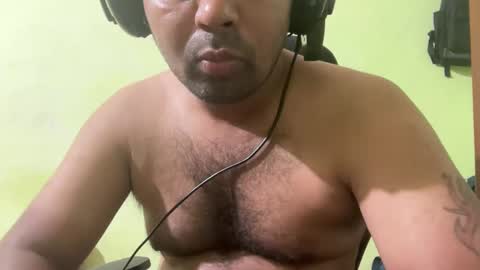 dont tell me u like to see me if you cant follow me online show from 19, 2, 2025