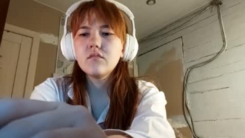 Snapshot of breannedevier chatting on 27, 2, 2026 Dina online show from 27, 2, 2026