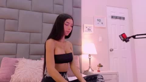 Bree  online show from 13, 2, 2025