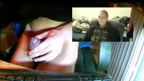 Snapshot of bremer64 chatting on 14, 11, 2025 bremer64 online show from 14, 11, 2025