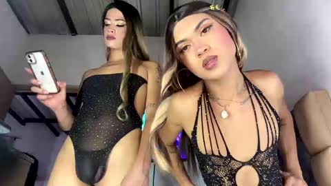 Snapshot of brenda_dolls chatting on 3, 10, 2025 BRENDA  SALOME online show from 3, 10, 2025