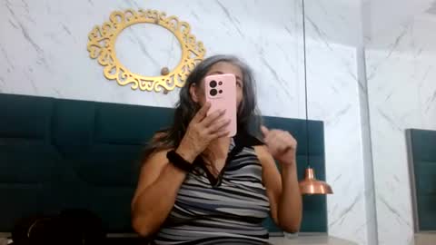 Snapshot of brenda_velasquez chatting on 17, 6, 2026 BRENDA VELASQUEZ online show from 17, 6, 2026