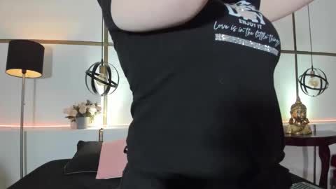 MeganBeaked online show from 2, 10, 2025