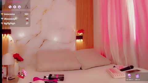 brendasquirtx online show from 23, 11, 2025